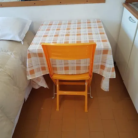 Via Cristofori Bartolomeo 9 Appartamento